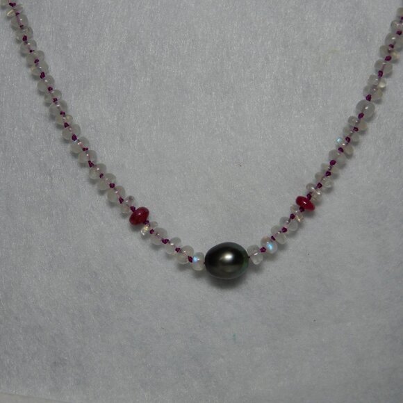 Moonstone, Red Onyx, and Tahitian Cultured Pearl Hand Made Necklace - Picture 10 of 11